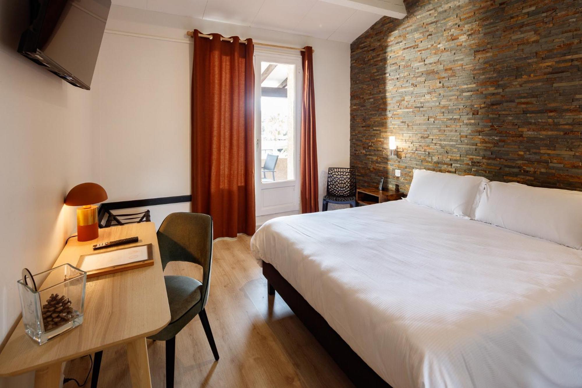 Auberge Val Moureze Hotel & Spa ภายนอก รูปภาพ