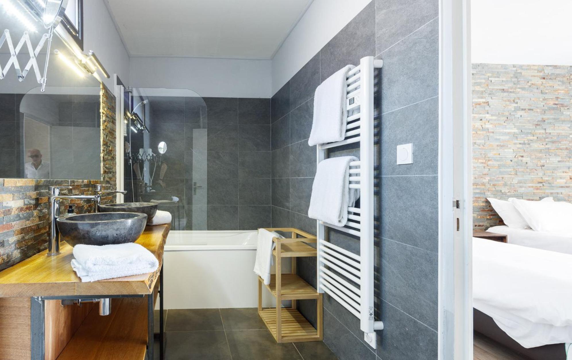 Auberge Val Moureze Hotel & Spa ภายนอก รูปภาพ