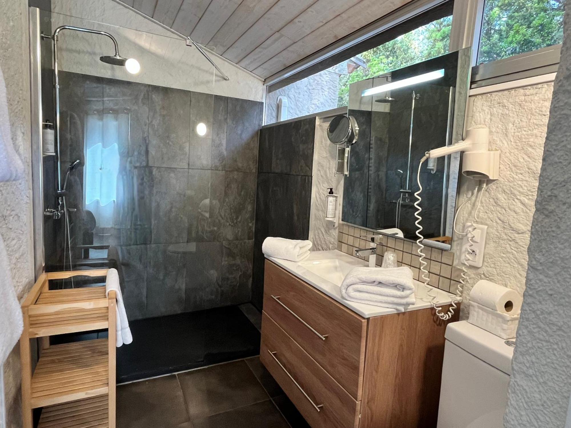 Auberge Val Moureze Hotel & Spa ภายนอก รูปภาพ